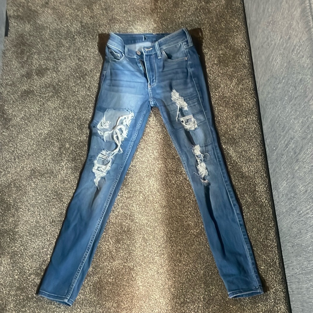 Hollister  Jeans 24s
